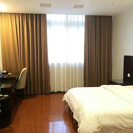 Guangzhou Xiangdu Hotel Buitenkant foto